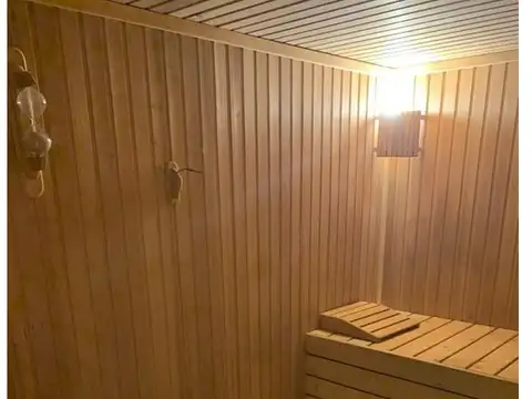 *EXCELENTE DEPTO. 2 AMB.  EN 2º PISO CON BALCÓN AL FRENTE