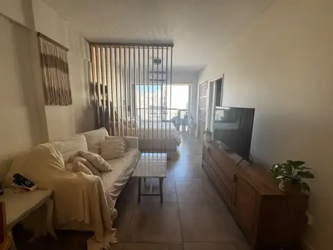 Avenida José María Moreno 800