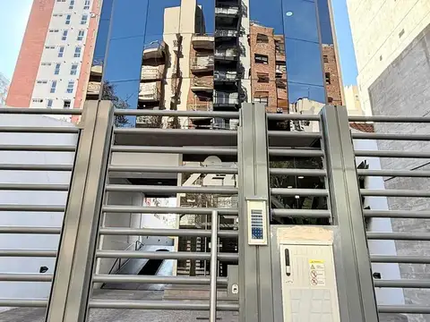 Oficina 2 ambientes con 1 baño