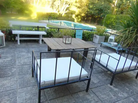 Casa en Venta con 1 cochera