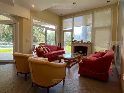 Casa en Venta de 5 dormitorios