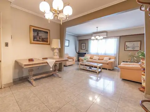 Casa en Venta de 5 dormitorios