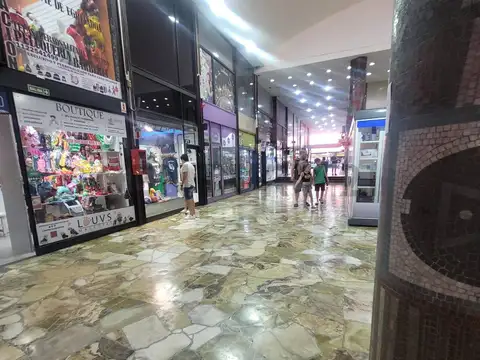 Local en Venta 35 años