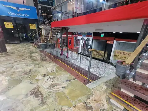 Local en Venta 35 años