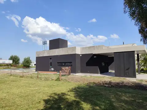 CASA EN VENTA A ESTRENAR EN BARRIO SAN LUCAS, CANNING.