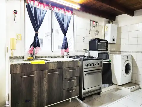 Depto Tipo Casa 2 ambientes con 1 baño