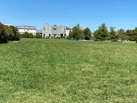 Terreno en Venta en Ayres Plaza, USD 210.000