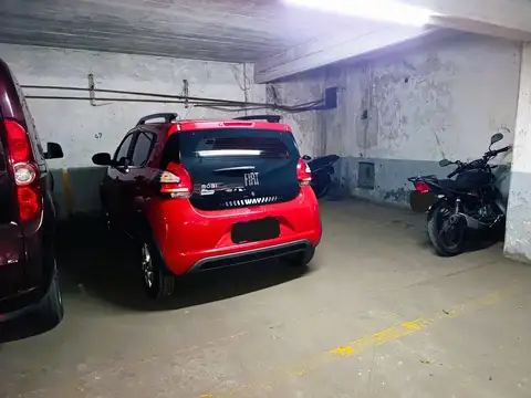 COCHERA EN VENTA EN LINIERS - PLANTA BAJA