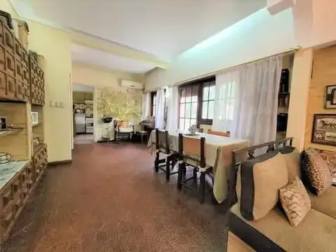 Depto Tipo Casa en Venta 70 años