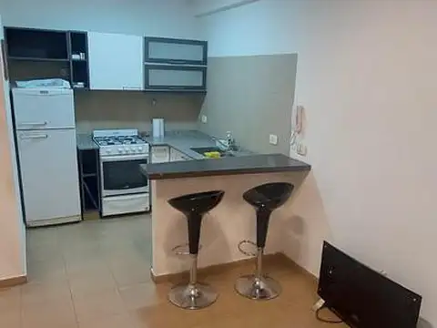 Local   Oficina (2 amb Amueblado) y con cochera fija - Caballito