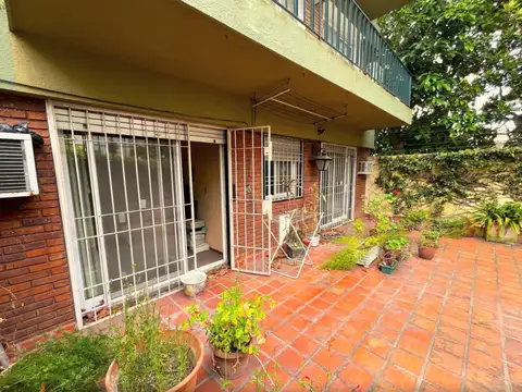 Av de Los Incas al 3700