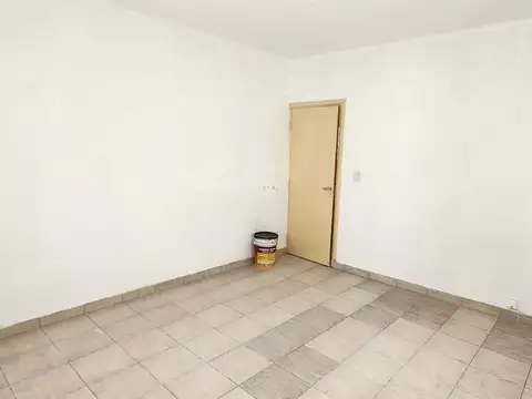 Casa en Alquiler en Caseros, $ 700.000