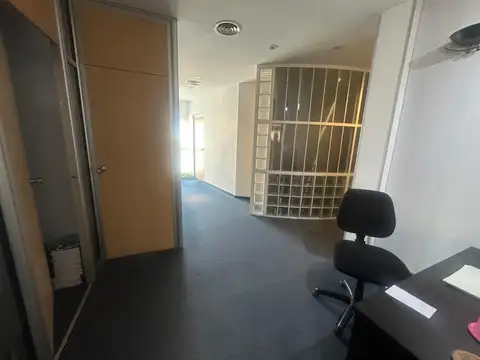 Tucuman 1400. Entre Parana y Uruguay