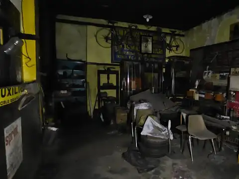 Galpon en Venta 8  mts Frente