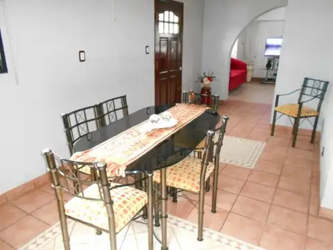 Casa en Venta en Burzaco, USD 160.000