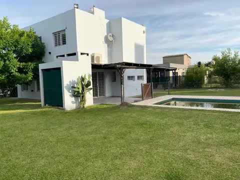 Casa en Venta al Este