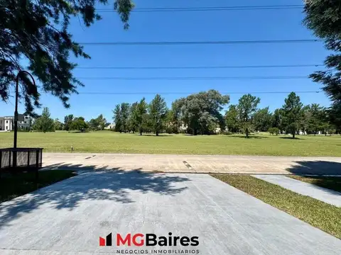 Casa 6 ambientes con 5 baños