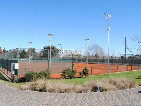 Lote venta de 594 m2 en Ayres Plaza Pilar