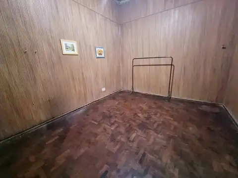 Depto Tipo Casa en Venta 70 años