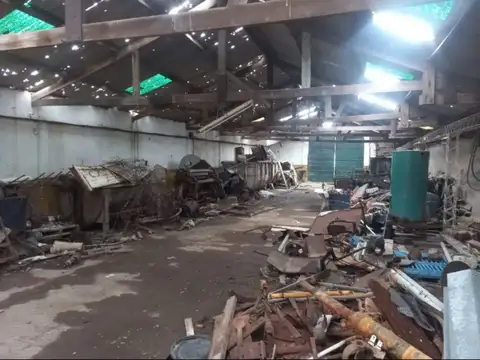 Venta de Galpones industriales La plata Berisso