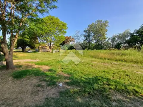 CAMPO C/CASA A REFACCIONAR - RECREO