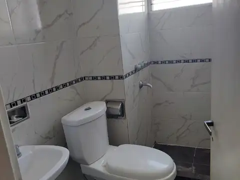 Departamento 5 ambientes con 1 baño
