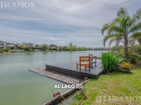 Casa a  LA LAGUNA, con 4 dormitorios, escritorio y play en venta y alquiler en Santa Barbara