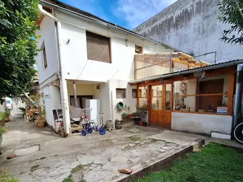 Terreno Construido, en la Mejor zona Céntrica, Ideal Hostel, Restaurante o Edificio