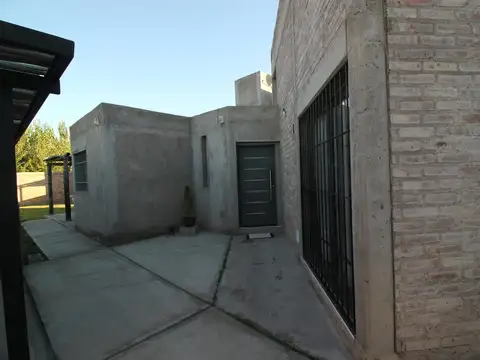 Abelardo Arias Mzna "J" Casa 12