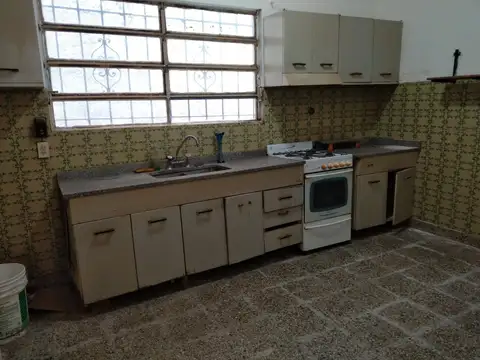 Depto Tipo Casa 3 ambientes con 2 baños