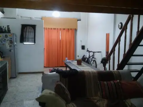Depto Tipo Casa en Venta de Monoambiente