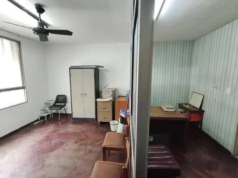 Oficina 2 ambientes con 1 baño