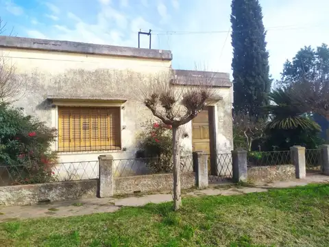 Casa - Venta - Argentina, Lobos - Lobería 300