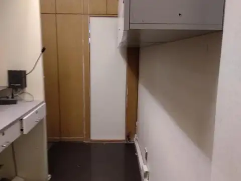 Sarmiento  al 400 - NO PAGA EXPENSAS- Negocio Especial