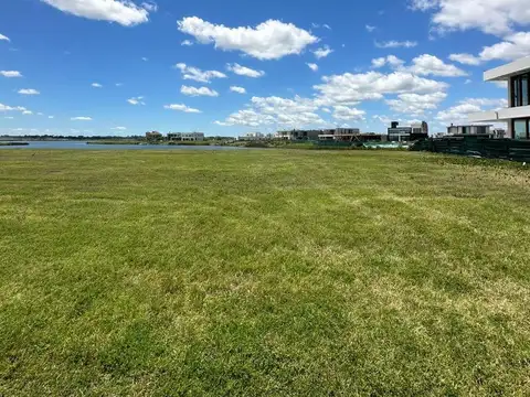 Terreno en Venta de 972,0 m2