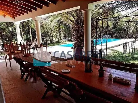 Casa 6 ambientes con 3 baños