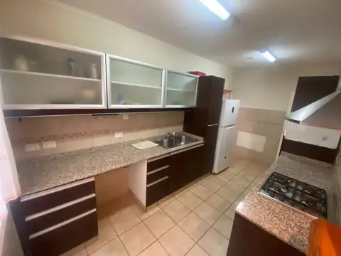 CASA – EN VENTA