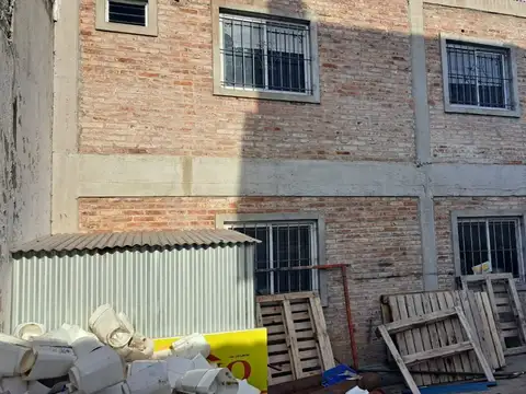 Galpon en Venta en Lomas Del Mirador, USD 120.000