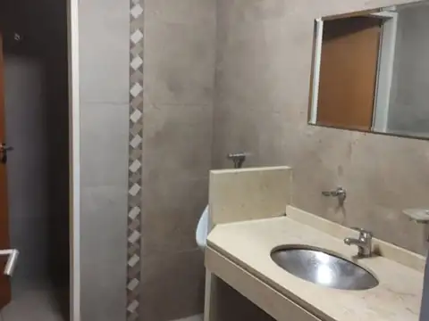 Oficina en Alquiler 16 años