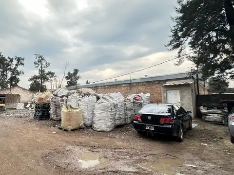 Galpon en Venta en 9 De Abril, USD 650.000