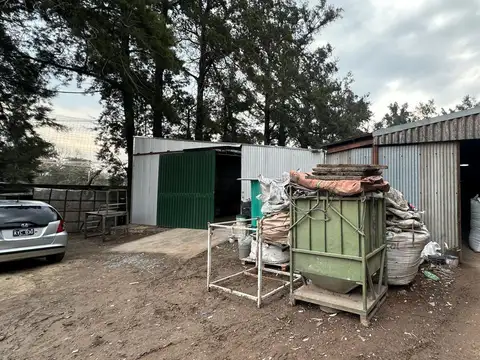 Galpon en Venta 56  mts Fondo