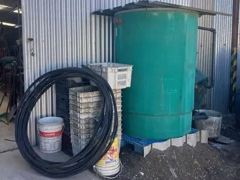 Deposito en Venta con  1068 mts cubiertos sobre lote de 2800 mts