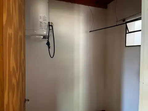 Vendo Casa con dos dormitorios en Caseros, Entre Ríos.