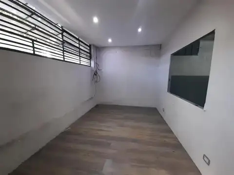 Galpon en Alquiler en Villa Ballester, $ 900.000