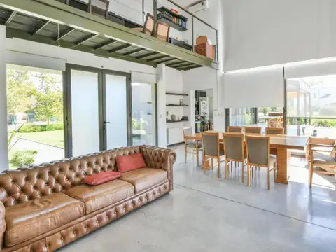 Venta Casa tres Dormitorios - Rosario Golf Country Club