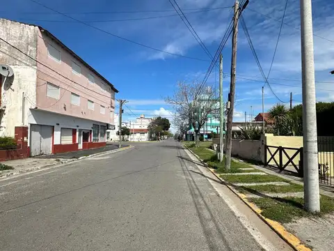 Departamento 4 ambientes con 3 baños