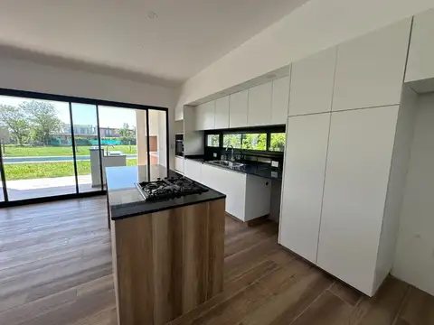 Casa en Venta al Noroeste