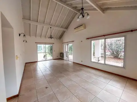 Casa en Venta en El Mirasol, USD 170.000