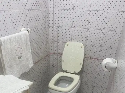 Departamento 5 ambientes con 1 baño