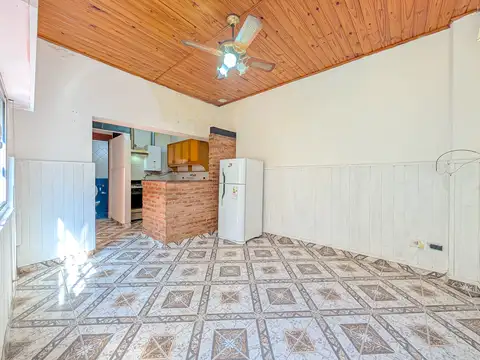 Depto Tipo Casa en Alquiler en Echesortu, $ 450.000